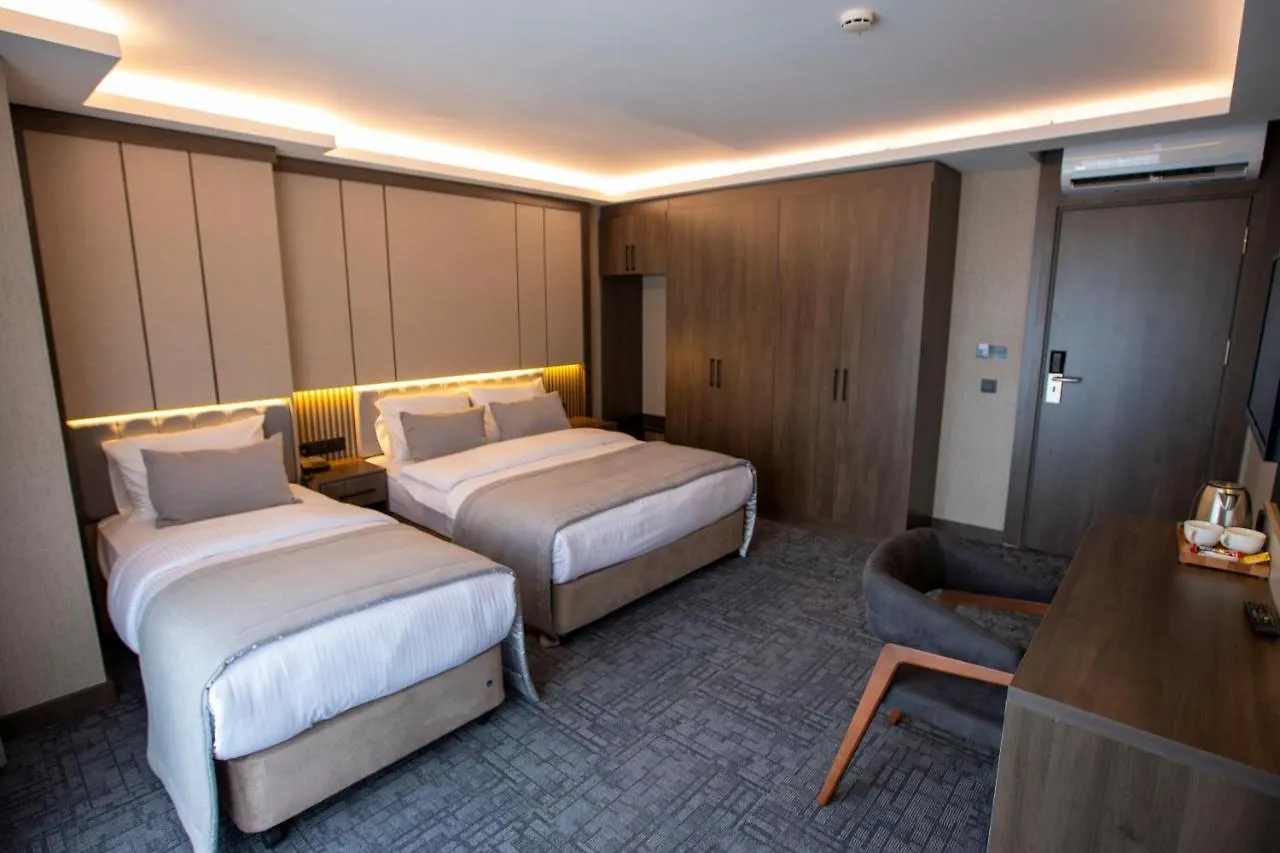 The Green Hotel Istanbul 4*,
